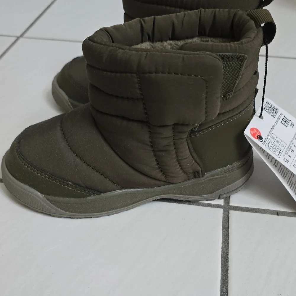 Zara Kids Puffer Boots - Olive Green - Picture 5 of 5
